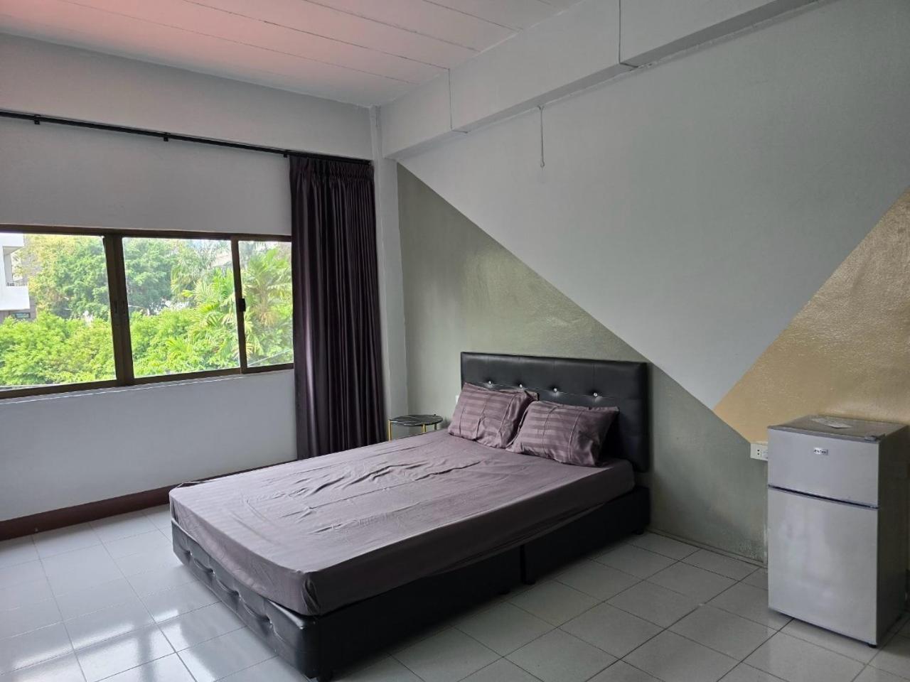 Hotel Srinn House, 3*