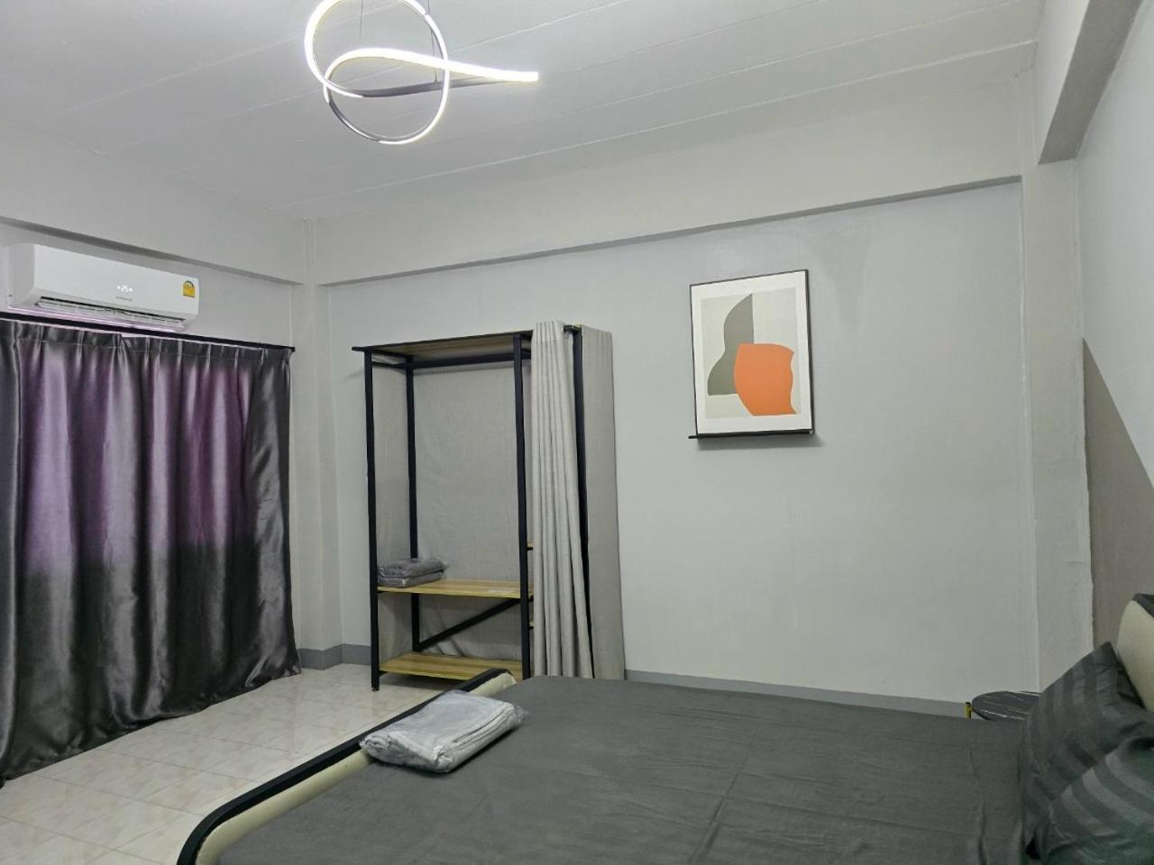 Srinn House,